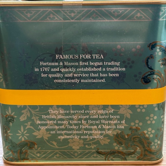 Fortnum & Mason Breakfast Blend
Loose Tea & Large Stainless Steel Tea Infuser - Picture 6 of 13